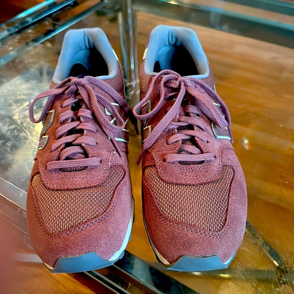New Balance Sneaker